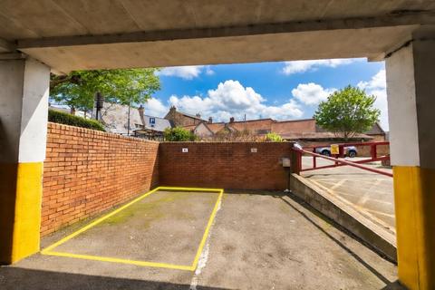 2 bedroom flat for sale, Priestgate, Peterborough PE1
