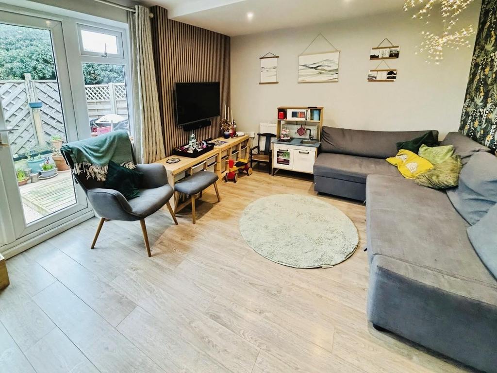Living Room LC.jpg