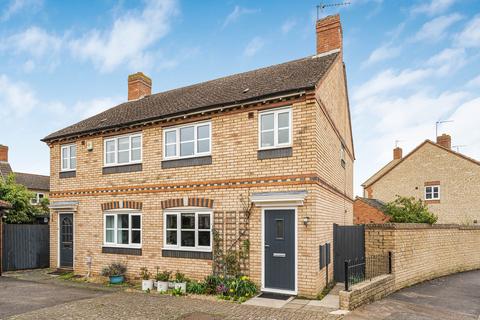 Siskin Road, Bicester, OX26