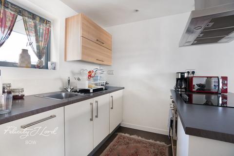 Heath Place, LONDON