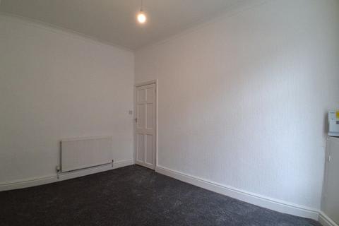2 bedroom terraced house to rent, Rishton, Blackburn BB1
