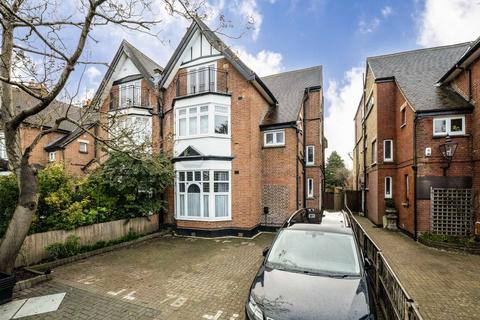 undefined, Hampton Road, Twickenham TW2