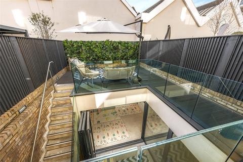 4 bedroom house for sale, Warriner Gardens, London, SW11