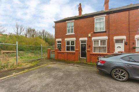 Cleveland Avenue, Greater Manchester SK14