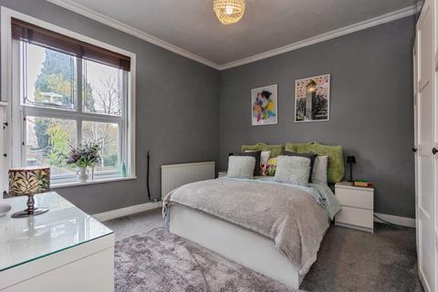 undefined, Cleveland Avenue, Greater Manchester SK14