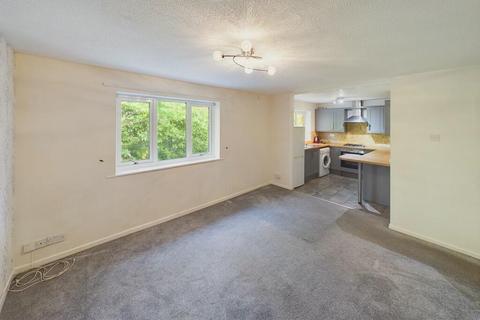 2 bedroom flat to rent, Wood Bank Preston PR1 9BN