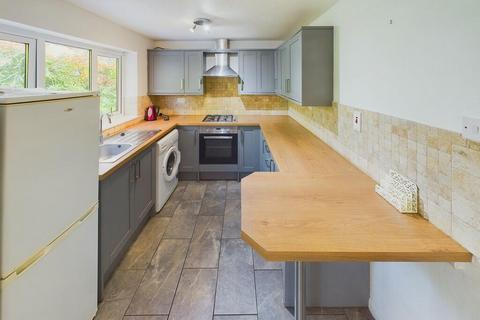 2 bedroom flat to rent, Wood Bank Preston PR1 9BN