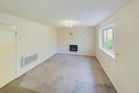 2 bedroom flat to rent, Wood Bank Preston PR1 9BN