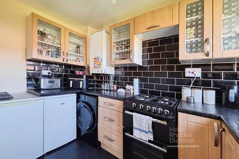 2 bedroom end of terrace house for sale, Alvington Manor View, Newport, Isle of Wight