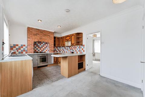 3 bedroom semi-detached house for sale, Eastwood Avenue, March