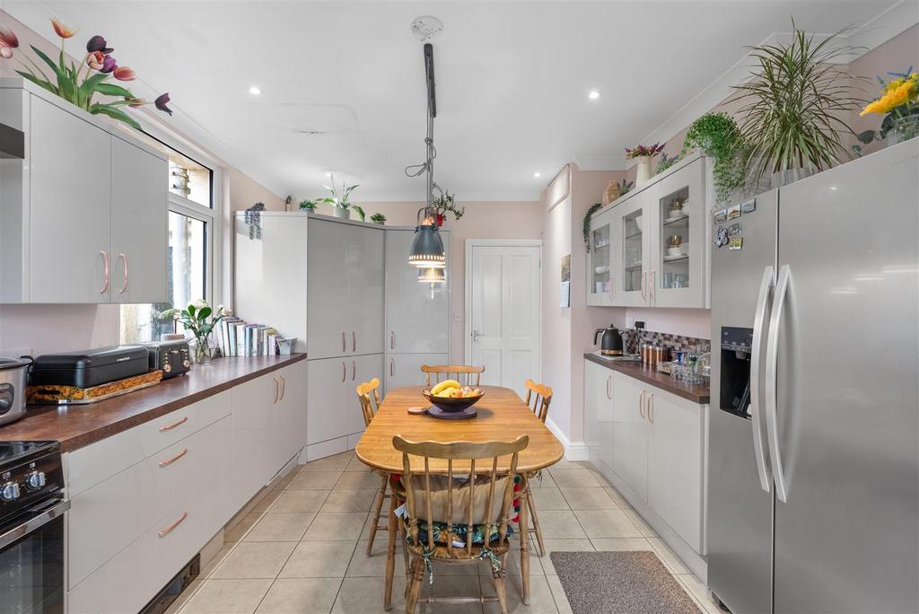 Kitchen Diner