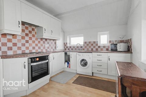 2 bedroom detached bungalow for sale, Nottingham Road, Clacton-On-Sea