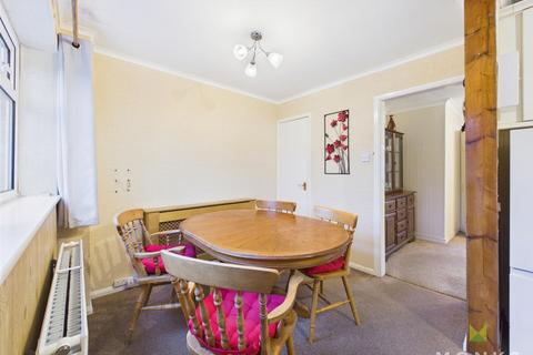 2 bedroom semi-detached house for sale, Vyrnwy Road, Oswestry