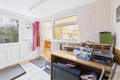2 bedroom semi-detached house for sale, Vyrnwy Road, Oswestry