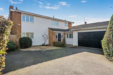 undefined, Thurston Gate, Peterborough
