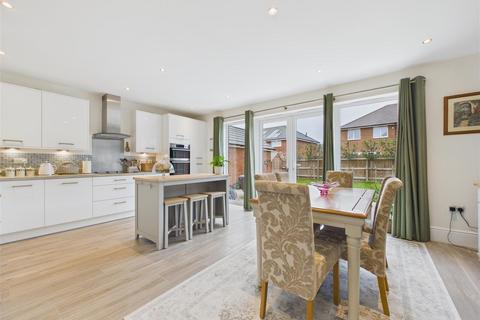 3 bedroom detached house for sale, Heron Drive, Stratford-Upon-Avon CV37