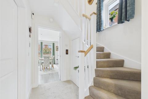 3 bedroom detached house for sale, Heron Drive, Stratford-Upon-Avon CV37