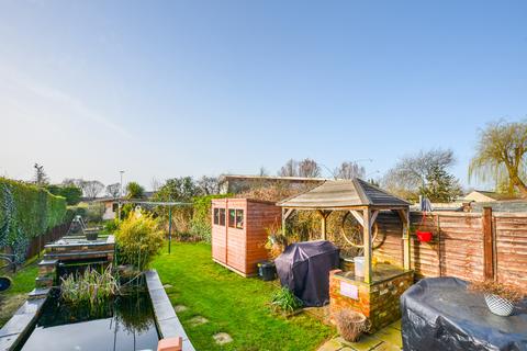 4 bedroom detached house for sale, South Road, Hailsham, East Sussex, BN27