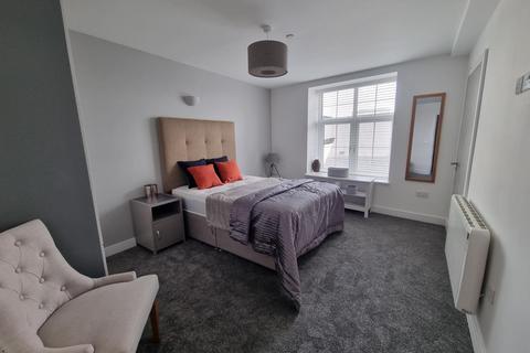 2 bedroom apartment to rent, Castle View Court, Newport NP20