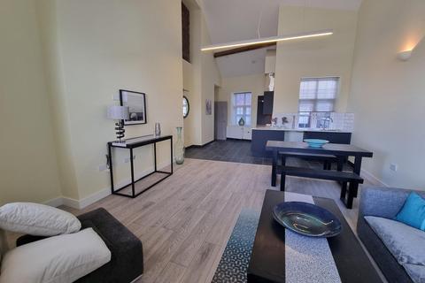 2 bedroom apartment to rent, Castle View Court, Newport NP20