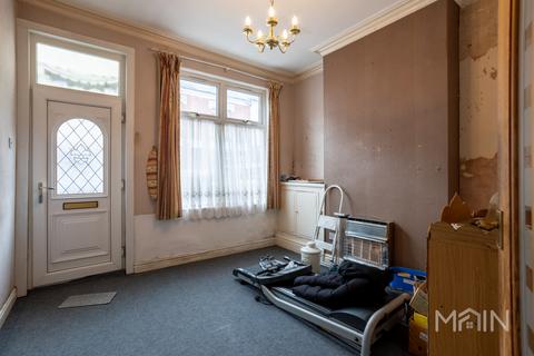 3 bedroom terraced house for sale, Grove Road, Leicester LE5