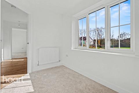 undefined, Pinewood Grange, Ipswich