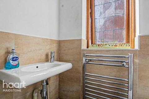 undefined, Fallowfield Close, Maidstone