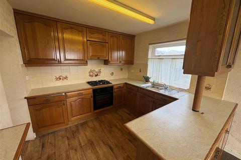 3 bedroom semi-detached house for sale, Long Lane, Queensbury, Bradford