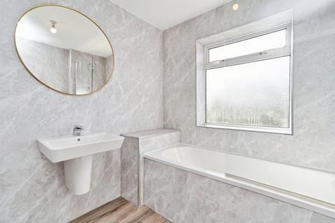 3 bedroom semi-detached house for sale, New Road Side, Rawdon, Leeds