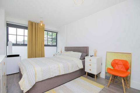 1 bedroom flat to rent, Wolverton Gardens, London W6