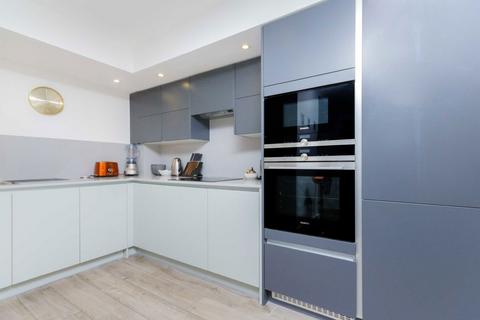 1 bedroom flat to rent, Wolverton Gardens, London W6