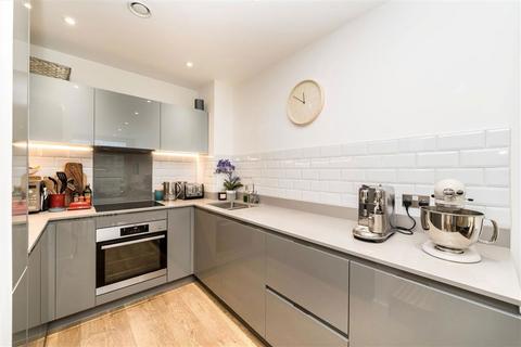 2 bedroom flat for sale, Harrison Walk, London SE10