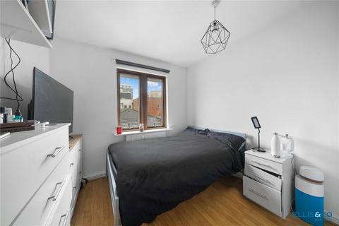2 bedroom apartment to rent, Sunlight Square, London, E2