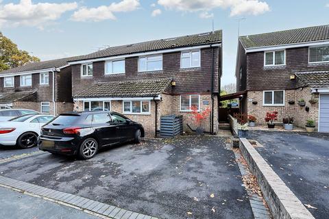 4 bedroom semi-detached house for sale, Longhurst, Burgess Hill, RH15