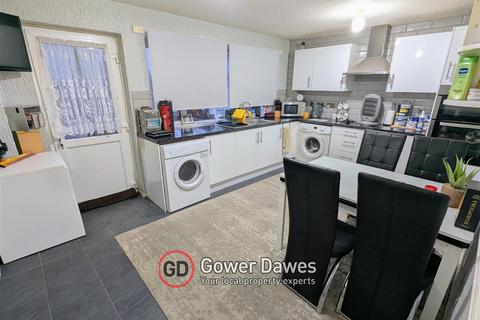 4 bedroom townhouse for sale, Crusader Close, Purfleet-on-Thames
