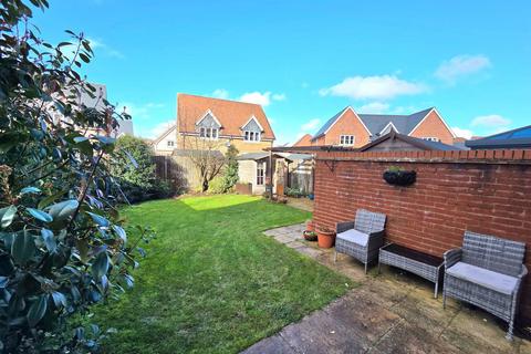 undefined, Fiver Close, Whitchurch, RG28 7FN