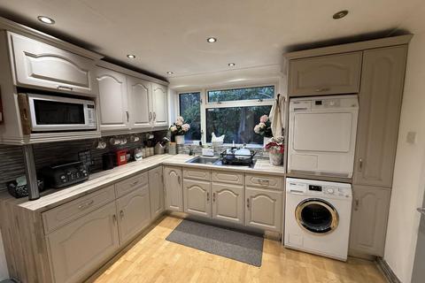 undefined, Milman Close,  Bracknell,  RG12