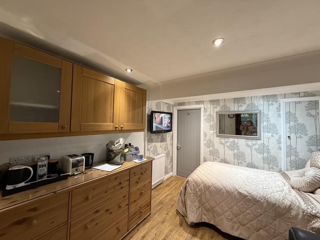 Lounge/Bedroom