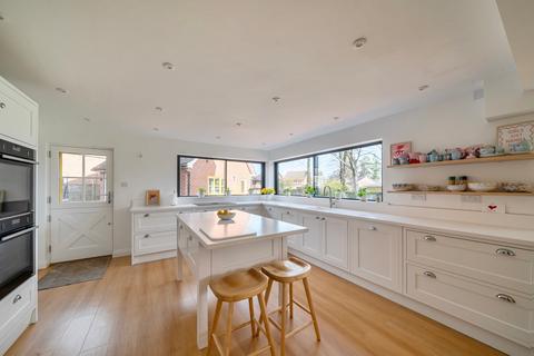 6 bedroom detached house for sale, Shrubbs Hill Road, Lyndhurst, SO43