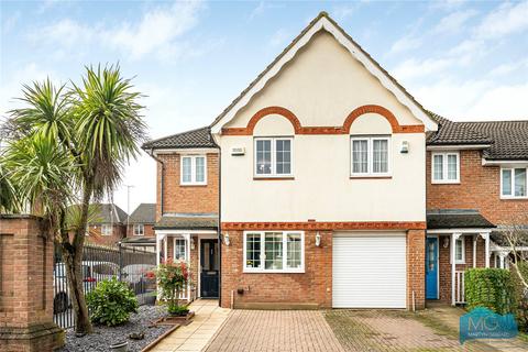3 bedroom end of terrace house for sale, Osier Crescent, Muswell Hill, London, N10