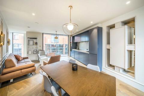 3 bedroom flat to rent, Edith Row, London SW6