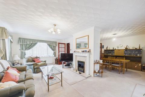 3 bedroom detached bungalow for sale, Brewsters, Norwich NR16