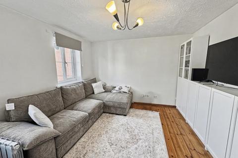 1 bedroom flat to rent, Finbars Walk, Ipswich IP4