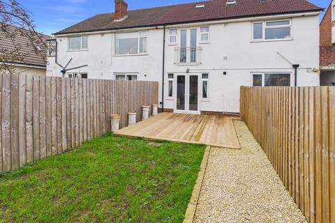 2 bedroom maisonette for sale, Astor Close, Brockworth, Gloucester