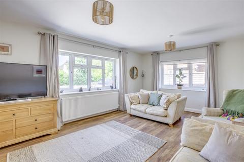 5 bedroom detached house for sale, North Road, Widmer End HP15