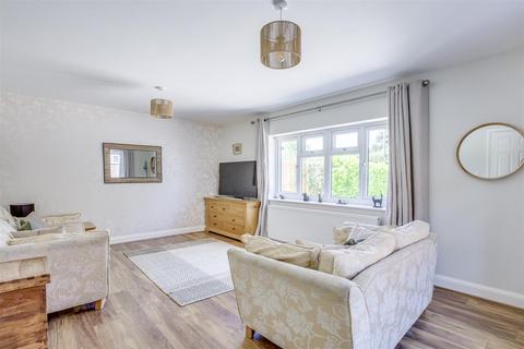 5 bedroom detached house for sale, North Road, Widmer End HP15