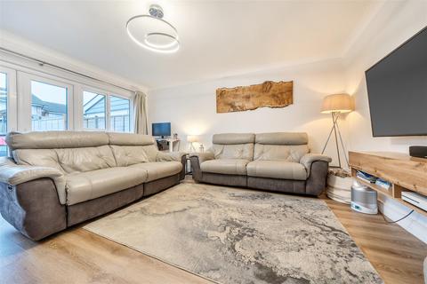 3 bedroom terraced house for sale, Stroud Green Drive, Bognor Regis