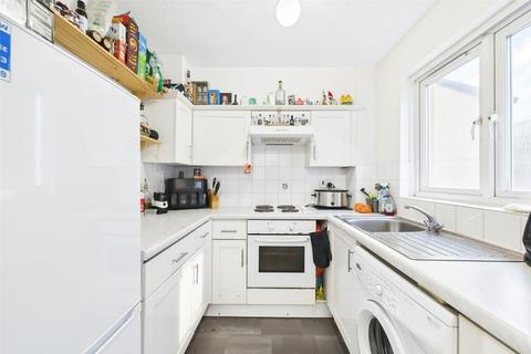 2 bedroom apartment to rent, York Place, York Road, Camberley, Surrey, GU15