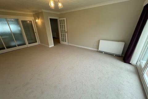 2 bedroom flat to rent, Priory Dene, Bournemouth, BH1