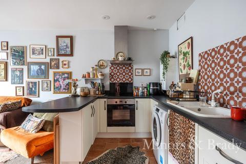 2 bedroom flat to rent, Silver Road, Norwich